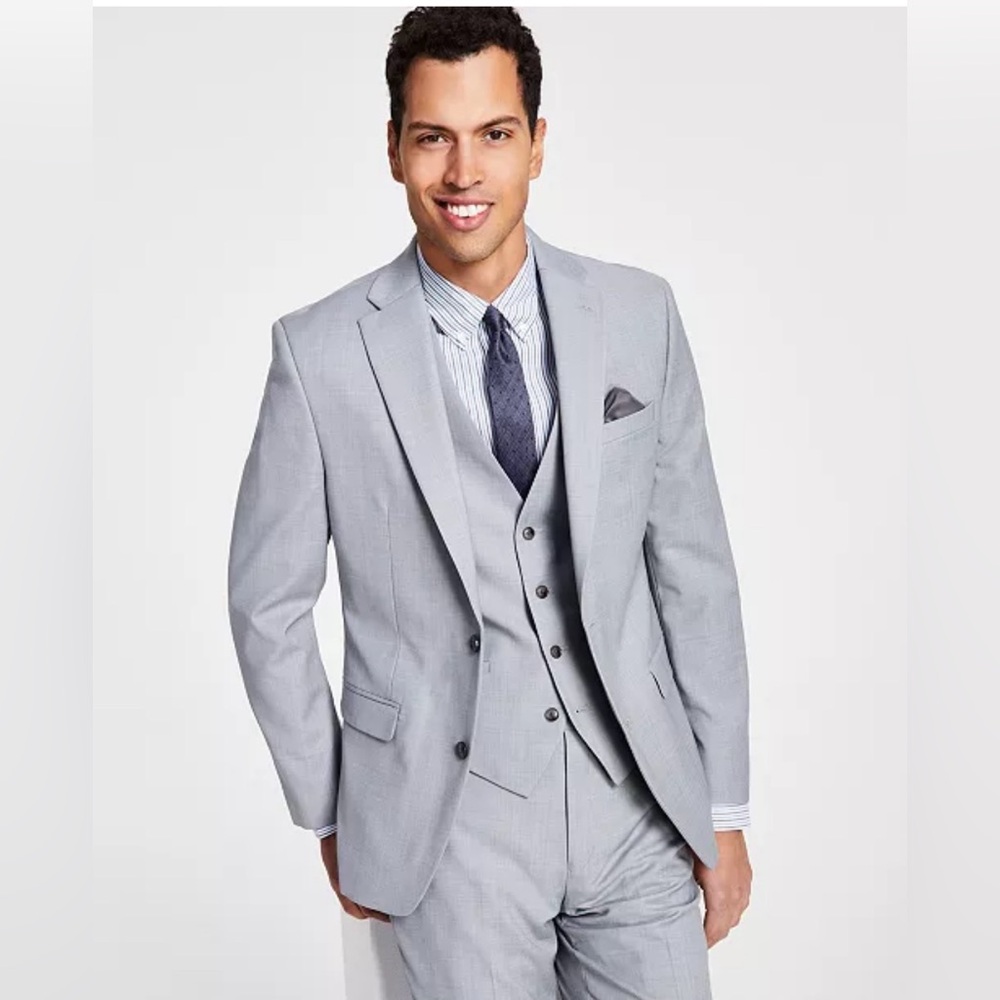 Bar III
Men's Slim-Fit Wool Sharkskin Suit